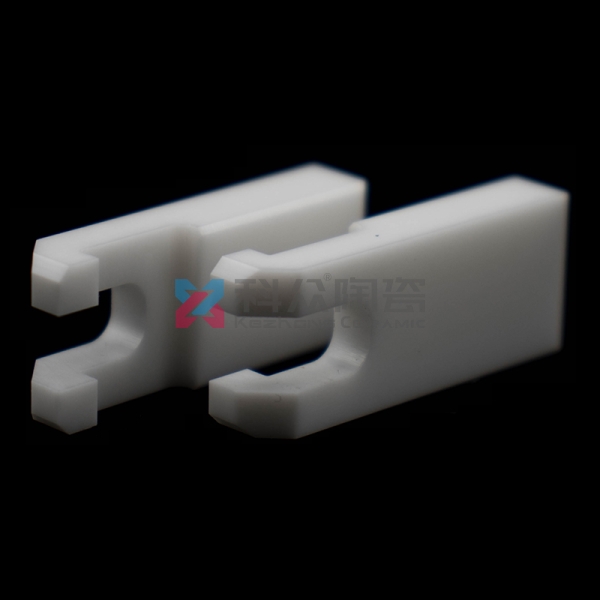 氧（yǎng）化鋯陶瓷夾塊